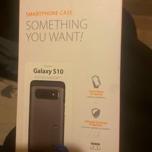 Galaxy S10 black phone case
